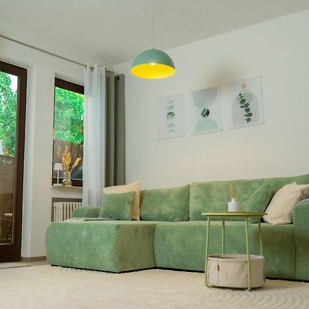 Einzigartiges Scandi Apartment - Innenstadt Mit Parkplatz, Balkon & Wlan - Perfekt Fuer Radfahrer Riedlingen Exteriör bild
