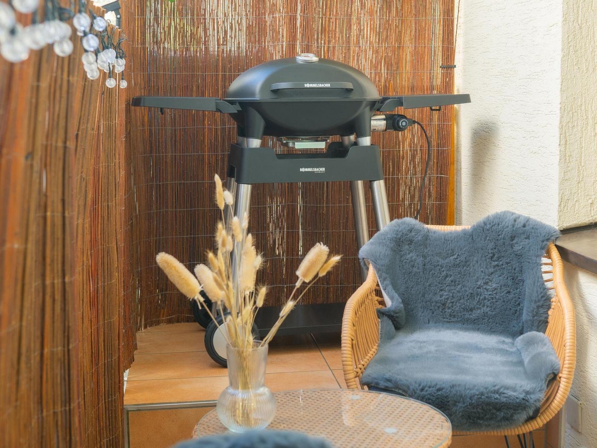 Einzigartiges Scandi Apartment - Innenstadt Mit Parkplatz, Balkon & Wlan - Perfekt Fuer Radfahrer Riedlingen Exteriör bild