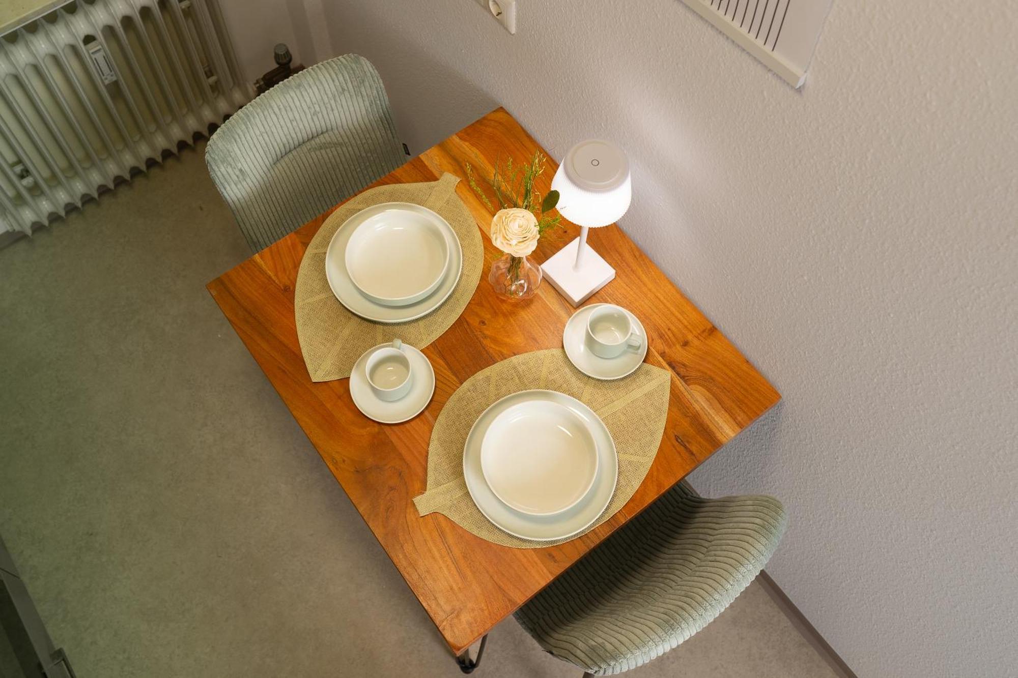 Einzigartiges Scandi Apartment - Innenstadt Mit Parkplatz, Balkon & Wlan - Perfekt Fuer Radfahrer Riedlingen Exteriör bild