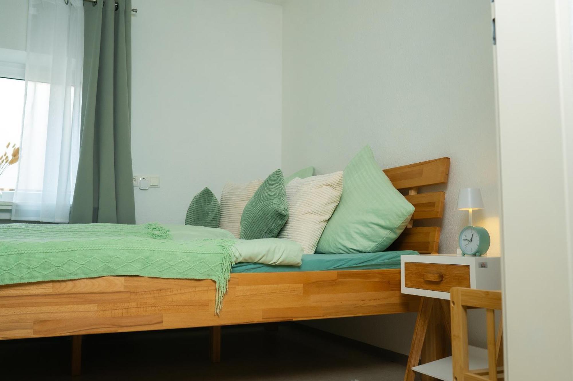 Einzigartiges Scandi Apartment - Innenstadt Mit Parkplatz, Balkon & Wlan - Perfekt Fuer Radfahrer Riedlingen Exteriör bild